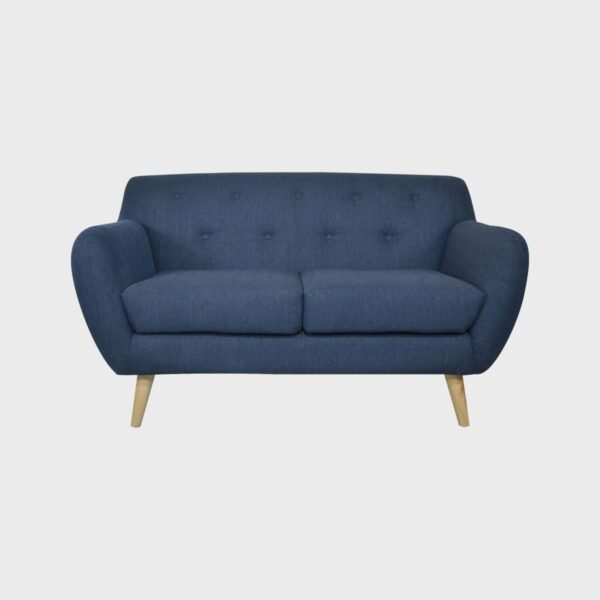 Loveseat Ady; muestra de la novedosa estructura que manejamos en este modelo